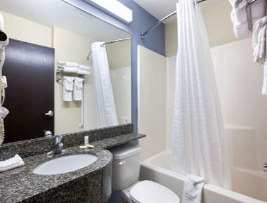 Microtel Inn & Suites By Wyndham Stanley Phòng bức ảnh